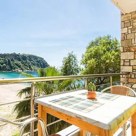 Potam'Sea Bliss 5 - Beach Front, Sun Beds & Parking Himare Esterno foto