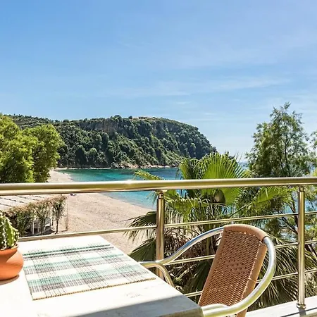 Potam'Sea Bliss 5 - Beach Front, Sun Beds & Parking Himare Esterno foto